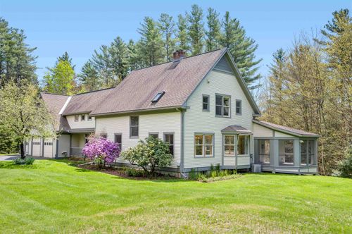 581 Perry Lea Rd, Waterbury, VT, 05676-9653 | Card Image