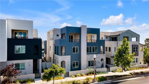 106 Culture, Irvine, CA, 92618-1466 | Card Image