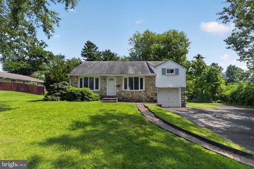 707 Fitzwatertown Rd, GLENSIDE, PA, 19038-1305 | Card Image
