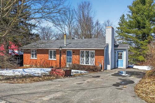 18 Johanna St, Huntsville, ON, P1H1V1 | Card Image