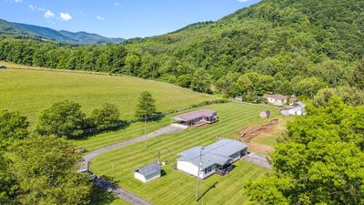 1640 Slabtown Rd, House other with 3 bedrooms, 2 bathrooms and 2 parking in Sugar Grove VA | Image 2