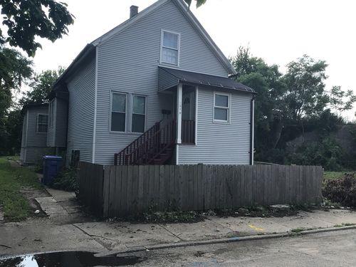8518 S Givins Ct, CHICAGO, IL, 60620-1920 | Card Image