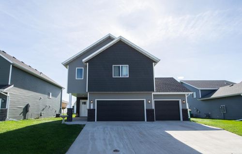 6216 86th Ave S, Horace, ND, 58047-2924 | Card Image