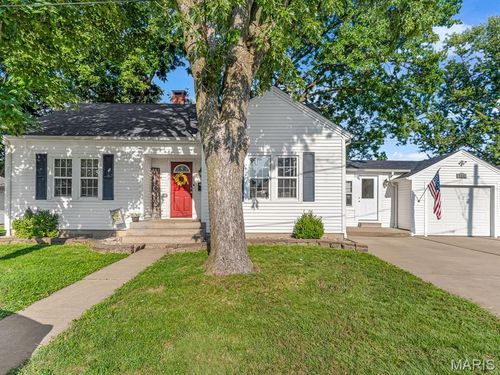 110 S Taylor St, Red Bud, IL, 62278-2005 | Card Image