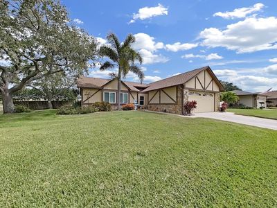 3885 108 Th Avenue N, House other with 3 bedrooms, 2 bathrooms and null parking in Clearwater FL | Image 3