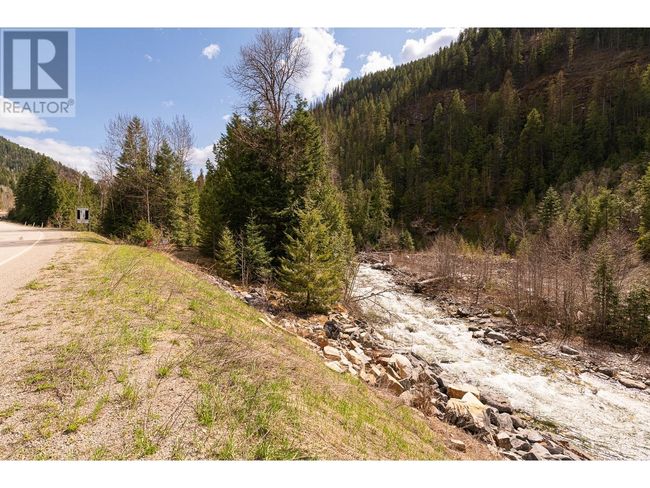 DL 10612 Highway 3, Home with 0 bedrooms, 0 bathrooms and null parking in Salmo BC | Image 41