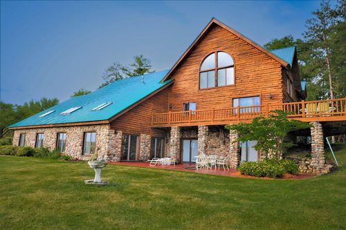 W6887 Two Mile Road, Lake, WI, 54159 | Card Image