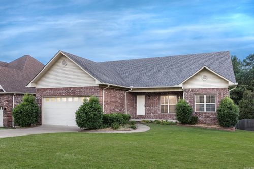 18 Chemin Court, Little Rock, AR, 72223 | Card Image