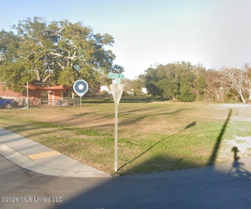 396 Pearl St, Biloxi, MS, 39530 | Card Image
