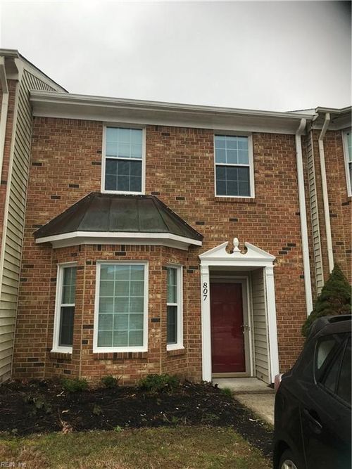 807 Elgin Ct, Chesapeake, VA, 23320-6656 | Card Image