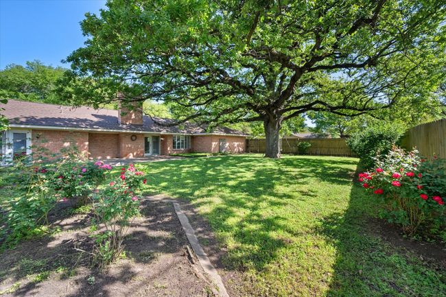 901 Royal Ln, House other with 4 bedrooms, 2 bathrooms and null parking in Corsicana TX | Image 30
