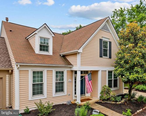 20464 Walsheid Ter, ASHBURN, VA, 20147-3737 | Card Image