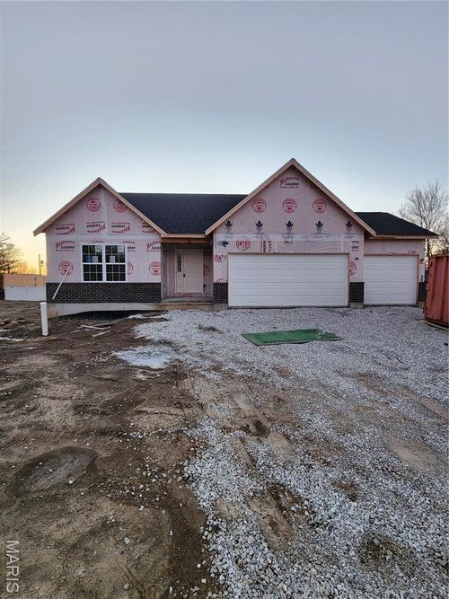 41 Millwell Dr, Maryland Heights, MO, 63043-2515 | Card Image