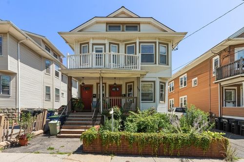 110 W Adams St, Somerville, MA, 02144-1207 | Card Image