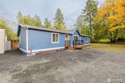 40 E Dogwood Pl, Shelton, WA, 98584-9517 | Card Image