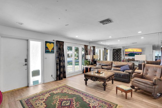 2651 Ne 49 Th St, House other with 3 bedrooms, 2 bathrooms and null parking in Lighthouse Point FL | Image 11