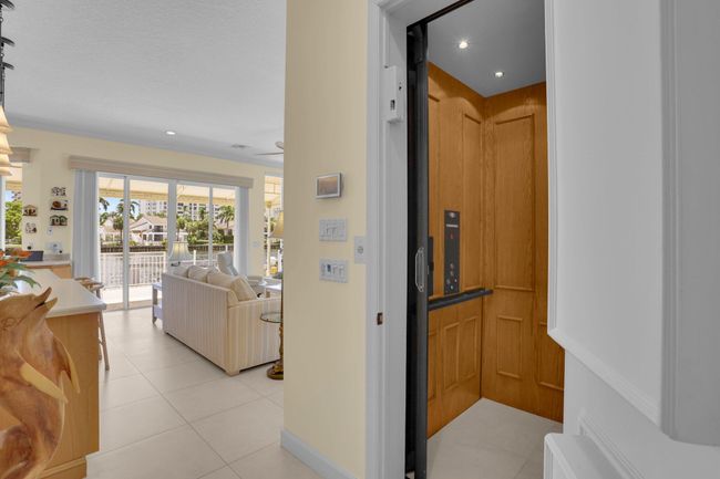 3585 Admirals Way, House other with 3 bedrooms, 3 bathrooms and null parking in Delray Beach FL | Image 19