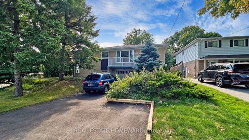 main-635 Mountview Pl, Newmarket, ON, L3Y3P8 | Card Image