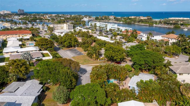 2912 Ne 27 Th St, House other with 2 bedrooms, 2 bathrooms and null parking in Lighthouse Point FL | Image 43