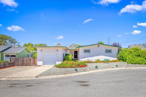 7 Setter Pl, Monterey, CA, 93940-5521 | Card Image
