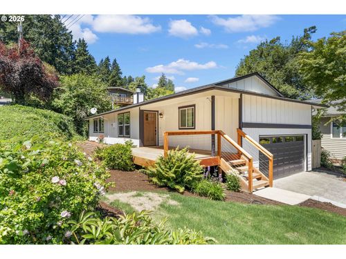 6100 Barclay St, West Linn, OR, 97068-3008 | Card Image