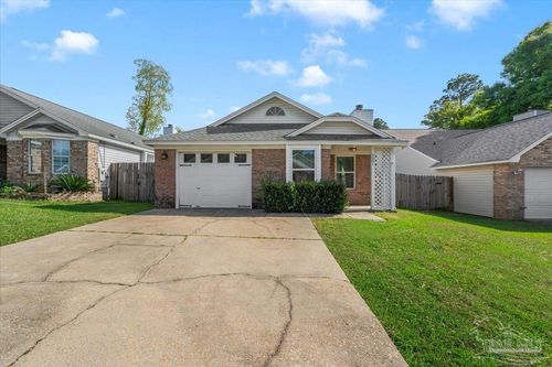 2081 Cambridge Cir, Pensacola, FL, 32514-5467 | Card Image