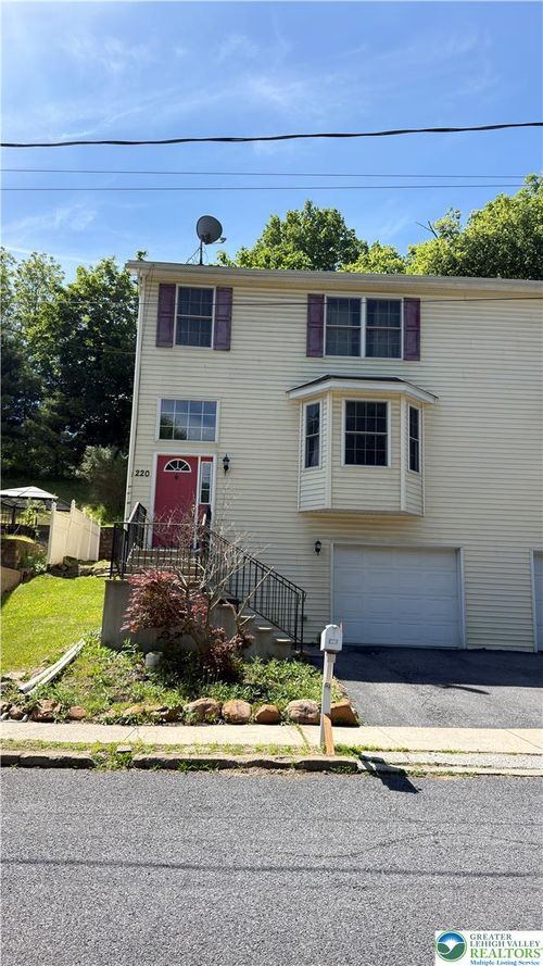 220 7th St, EASTON, PA, 18042-6170 | Card Image