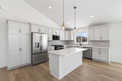 22544 Raven St Nw, Bethel, MN, 55005-9525 | Card Image