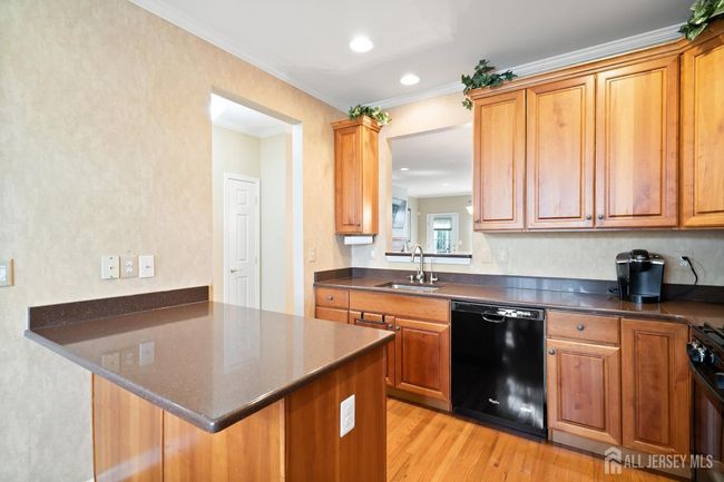 2743 - 4 Sandra Ct, Townhouse with 2 bedrooms, 4 bathrooms and null parking in Old Bridge NJ | Image 19