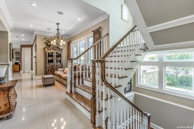 254 Bread And Cheese Hollow Rd, House other with 5 bedrooms, 5 bathrooms and null parking in Northport NY | Image 15