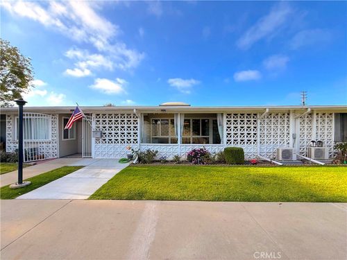 1d-1842 Thunderbird Dr, Seal Beach, CA, 90740 | Card Image