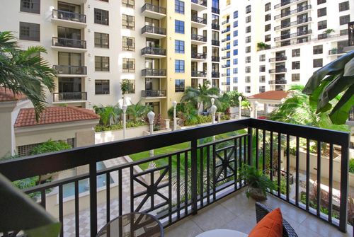 apt-606-701 S Olive Ave, West Palm Beach, FL, 33401-6500 | Card Image