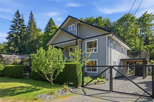 3970 Bovanis Rd, Bowser, BC, V0R1G0 | Card Image