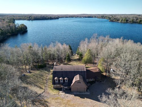 8881 E Pardee Lake Ln, Winchester, WI, 54557-8951 | Card Image