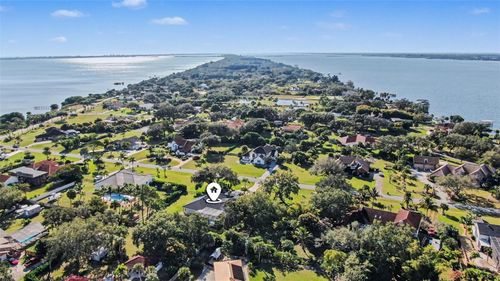 140 Utopia Cir, Merritt Island, FL, 32952-7133 | Card Image