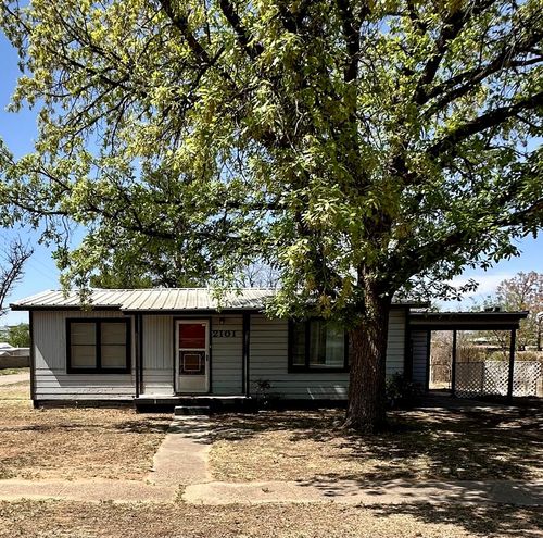 2101 Locust St, Colorado City, TX, 79512-3029 | Card Image