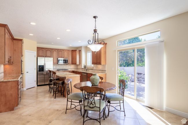 407 Clay Ln, House other with 4 bedrooms, 3 bathrooms and 3 parking in Lehi UT | Image 14