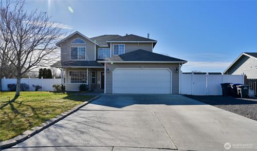 1359 Yost Cir Ne, Moses Lake, WA, 98837-8803 | Card Image