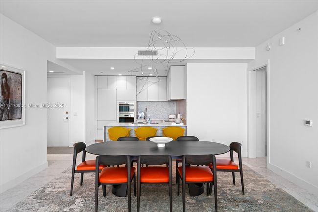 APT-1602 - 5775 Collins Ave, Condo with 2 bedrooms, 3 bathrooms and null parking in Miami Beach FL | Image 29
