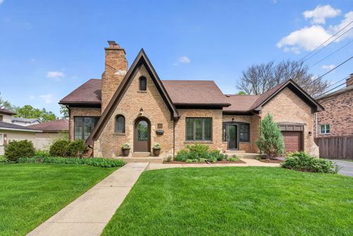 20 45th St, Western Springs, IL, 60558-1601 | Card Image