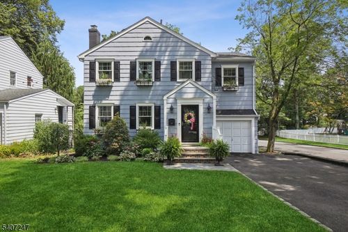 35 Tallmadge Ave, Chatham, NJ, 07928-2728 | Card Image