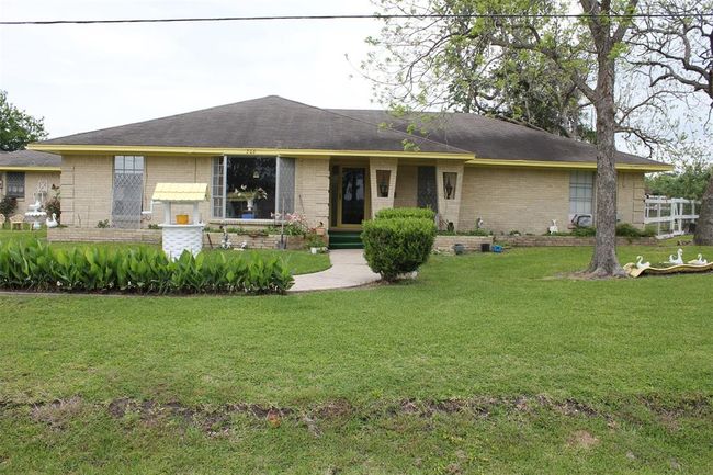 206 Riverside St, House other with 3 bedrooms, 3 bathrooms and null parking in Highlands TX | Image 4