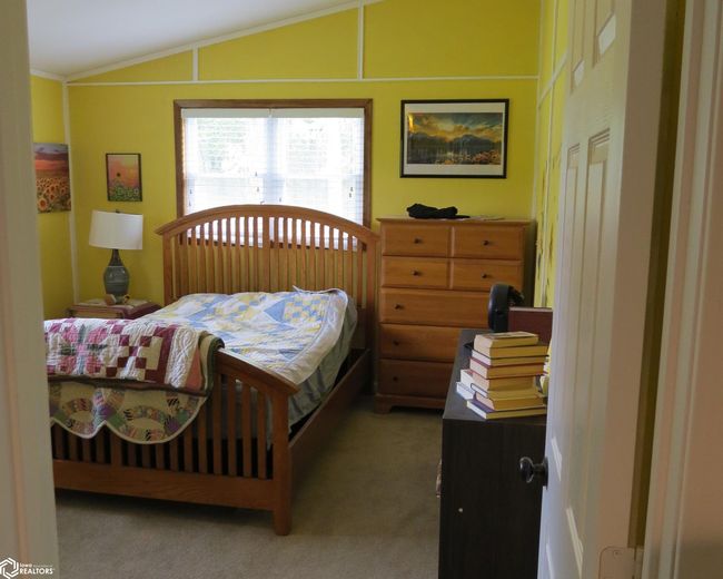 181 Center Point Dr, Home with 3 bedrooms, 2 bathrooms and 5 parking in Montezuma IA | Image 24