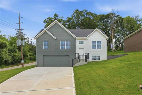 103 S High Street, Sugar Creek, MO, 64054 | Card Image