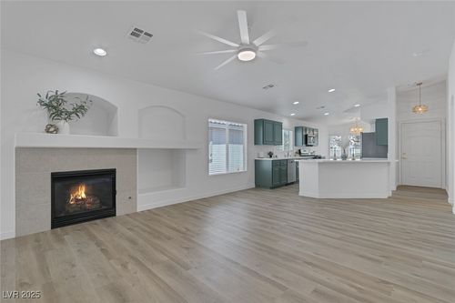 4369 Meadowlark Wing Way, North Las Vegas, NV, 89084-2623 | Card Image