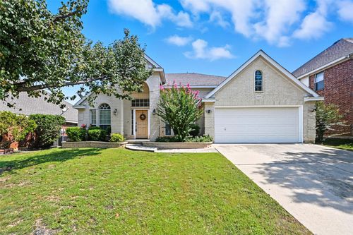 8401 Cedarcrest Ln, Fort Worth, TX, 76123-4635 | Card Image