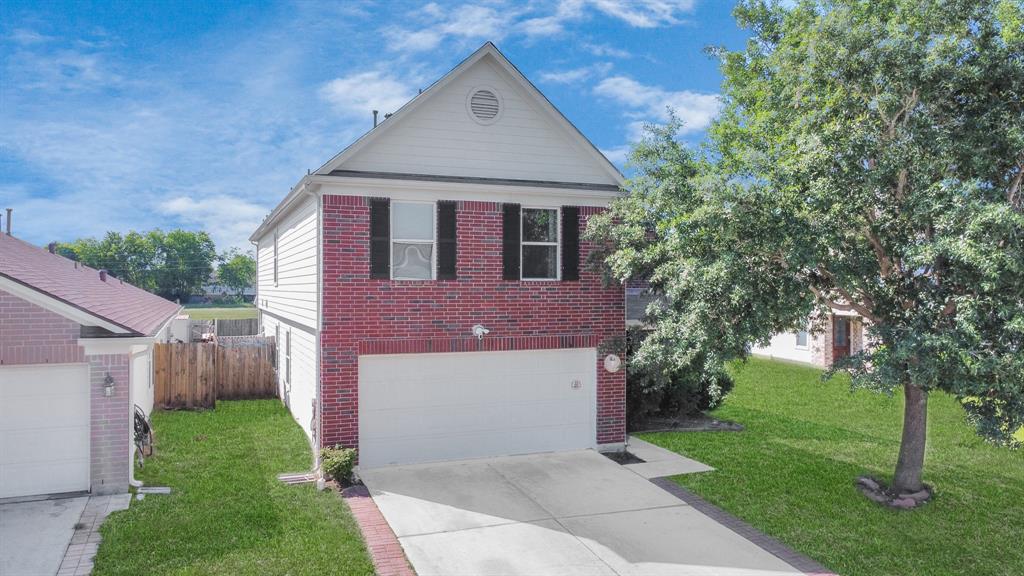 Piedmont Creek Trl, Houston, TX 77073