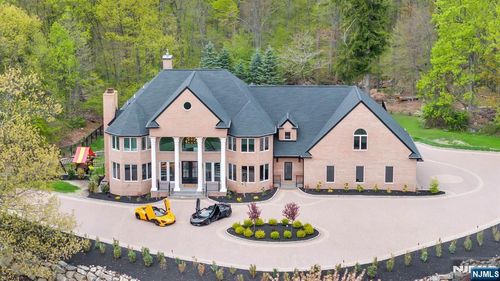 19 Amira Ln, Kinnelon, NJ, 07405-2958 | Card Image