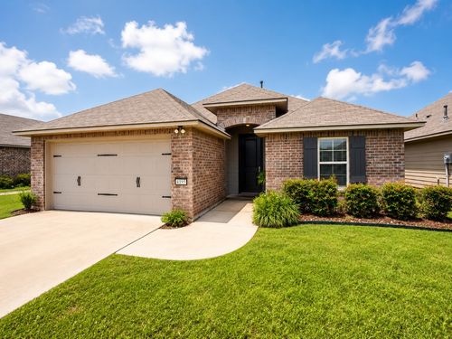 4195 Grassy Lake Dr, Bossier City, LA, 71111-6443 | Card Image