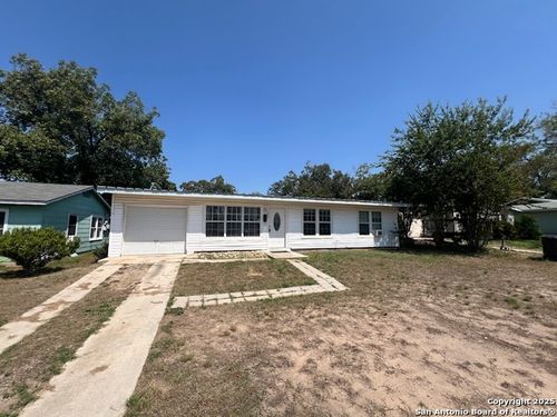 535 E Palfrey St, San Antonio, TX, 78223-3451 | Card Image